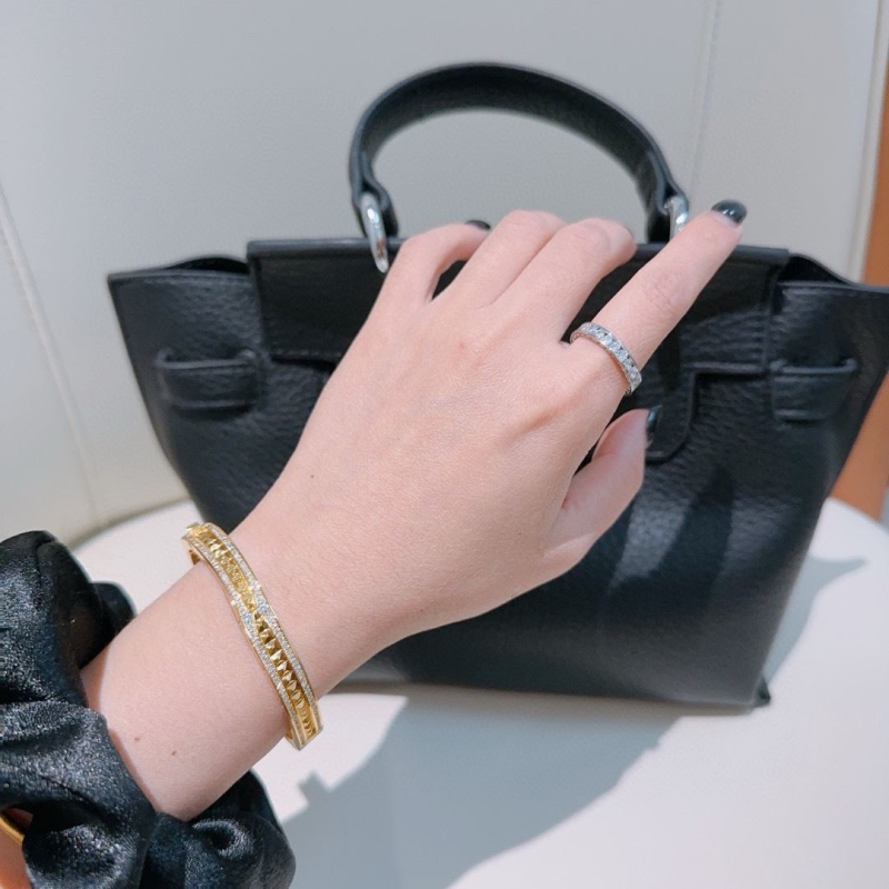 Bv1g*ai bracelets